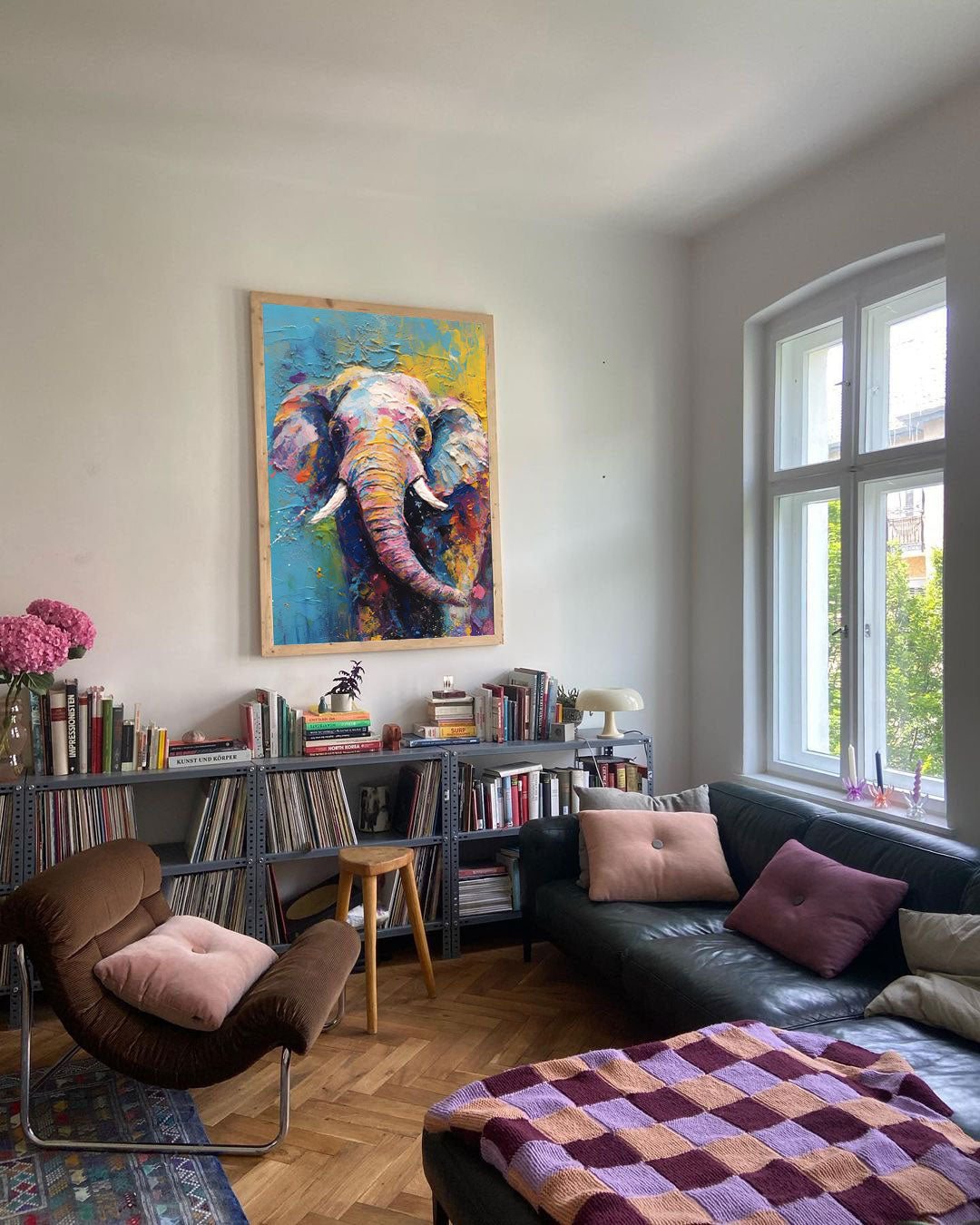Wallart Whimsical Elephant in Vibrant Hues