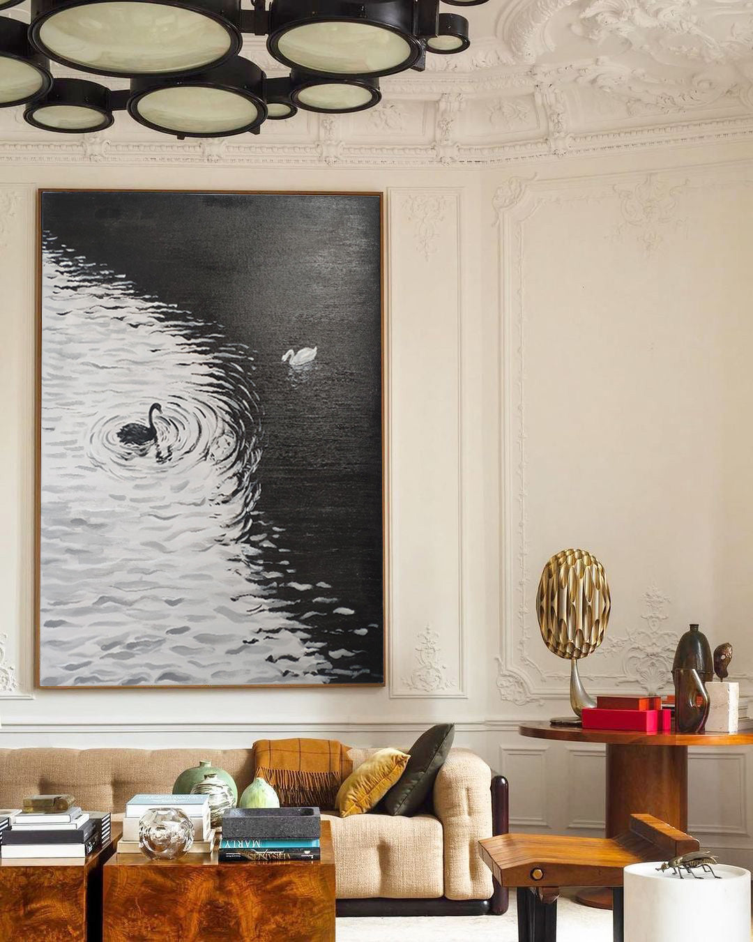 Wallart Monochrome Swans in Serene Waters